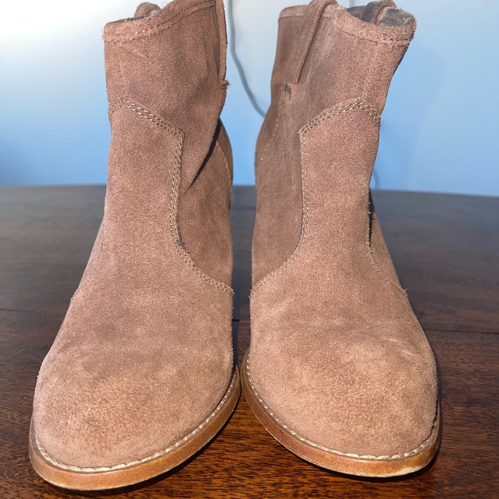 Womens ankel boots 7.5